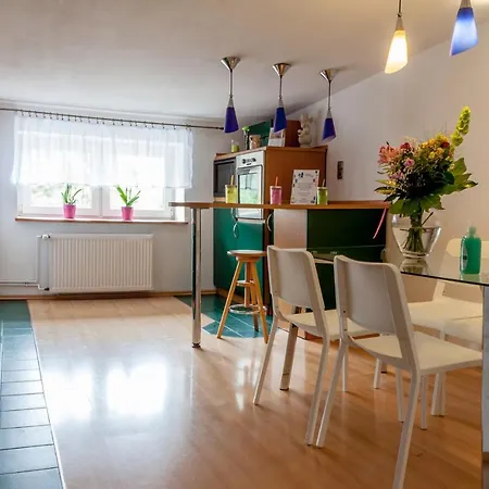 Klimatyczne Mieszkanie 3-pok. 200m Od Dworca Głównego Pkp Apartament